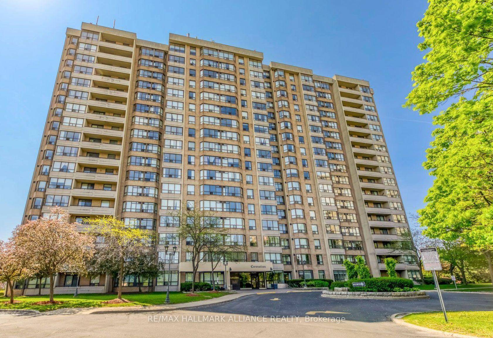 Experience Remarkable Investment Potential In This Exquisitely Redesigned Corner Suite, Located In Bramptons Premier Neighbourhood.