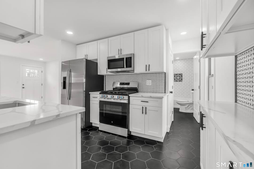 Come take a look at this beautifully newly renovated bungalow cottage in Norwalk, CT !