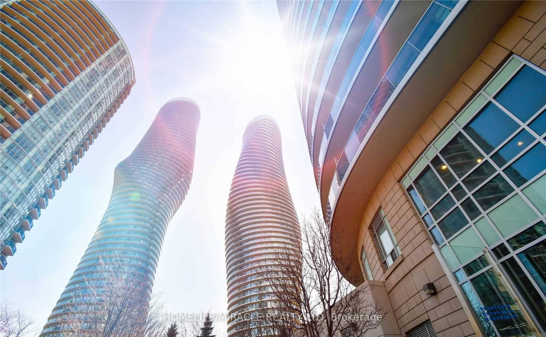 A Real Gem ! ! Stunning 1 Bed Den Suite With 2 Full Baths.