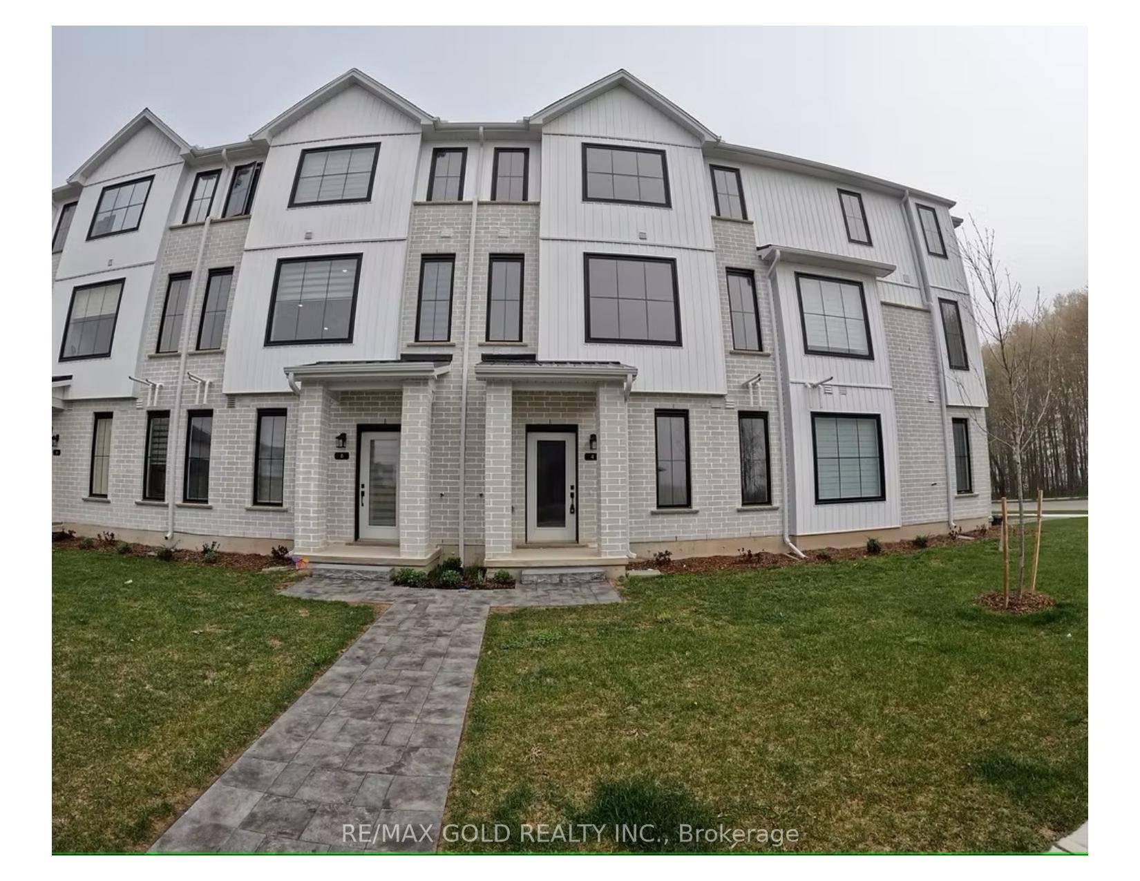 Spacious and modern 4 bedroom, 3.