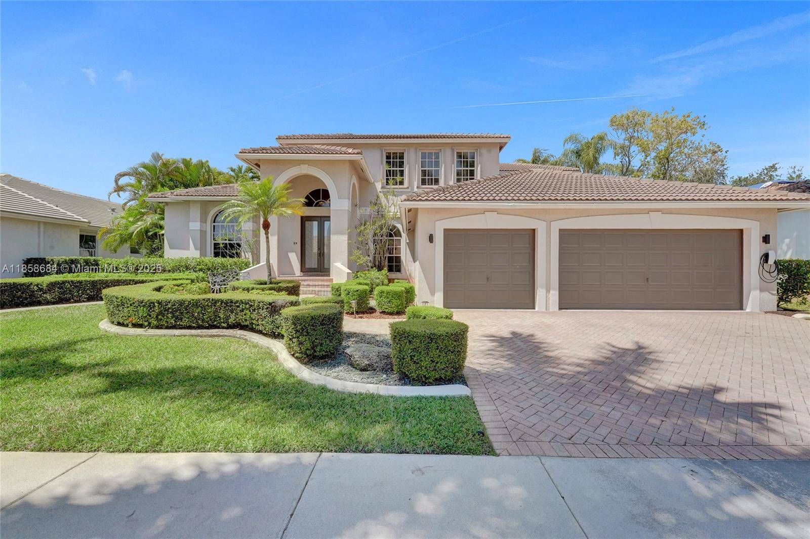 Located in Weston Hills, one of the most exclusive neighborhoods in Weston.