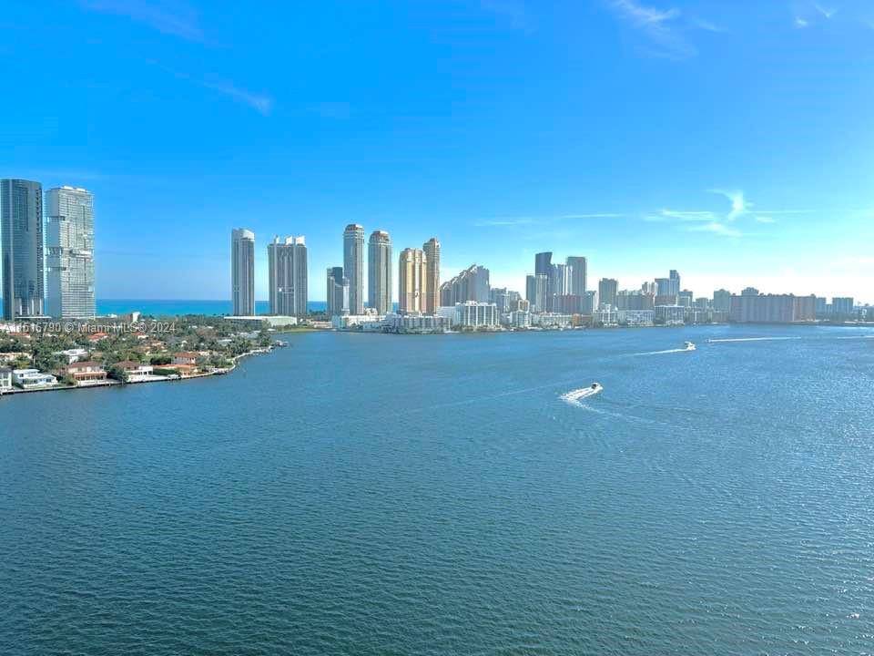 Unparalleled Top location !