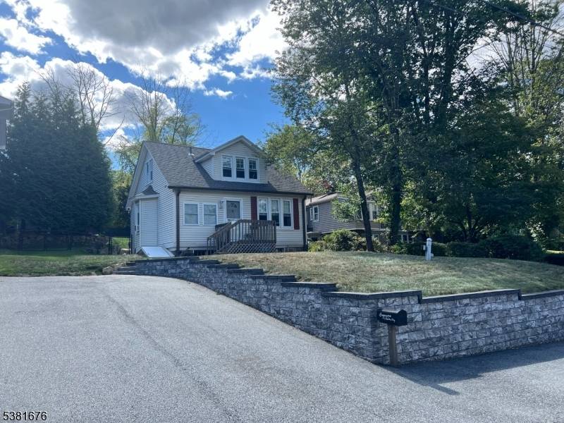 Welcome to this cozy and move in ready 2 bdrm, 2 bath Cape, the perfect starter home tucked away in the sought after Lake Telemark community.
