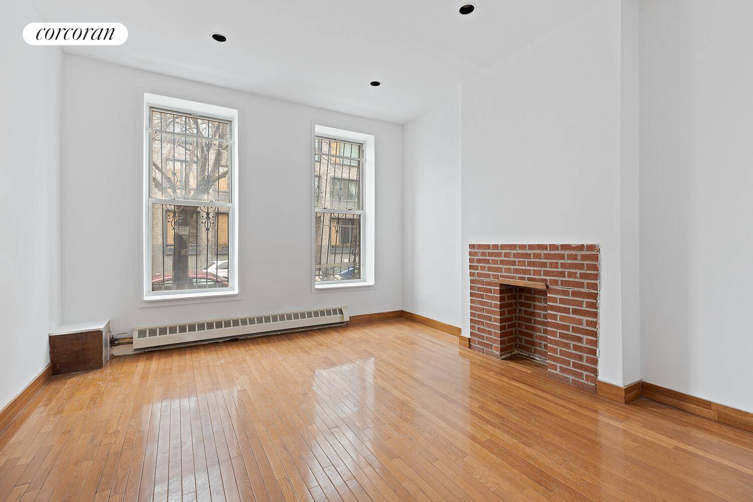 Prime Prospect Heights Investment Opportunity Opportunity awaits with this three story, multi unit townhouse nestled in the heart of Prospect Heights one of Brooklyn's most sought after neighborhoods.