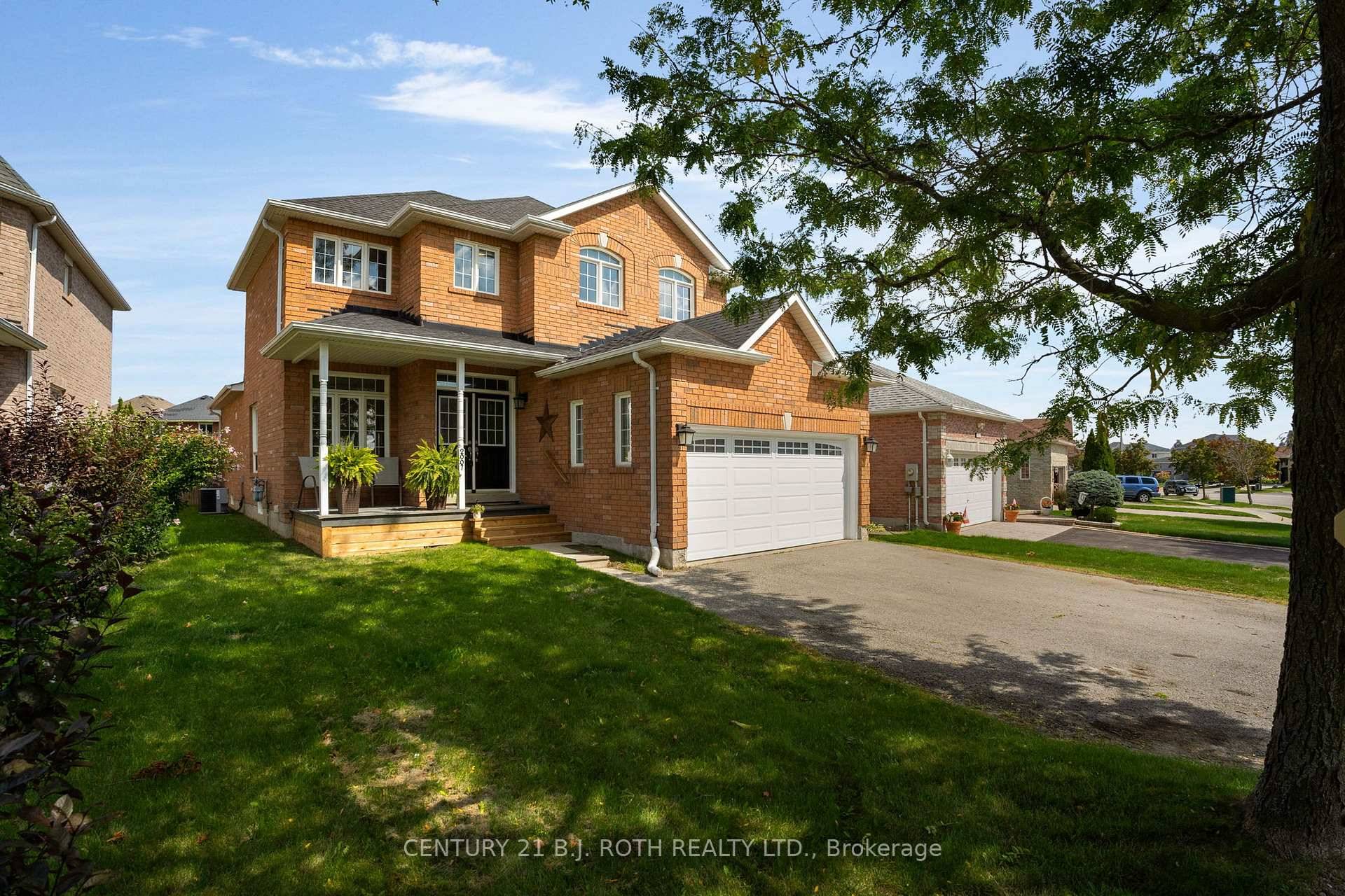 Welcome to 2007 Webster Blvd, Innisfil.