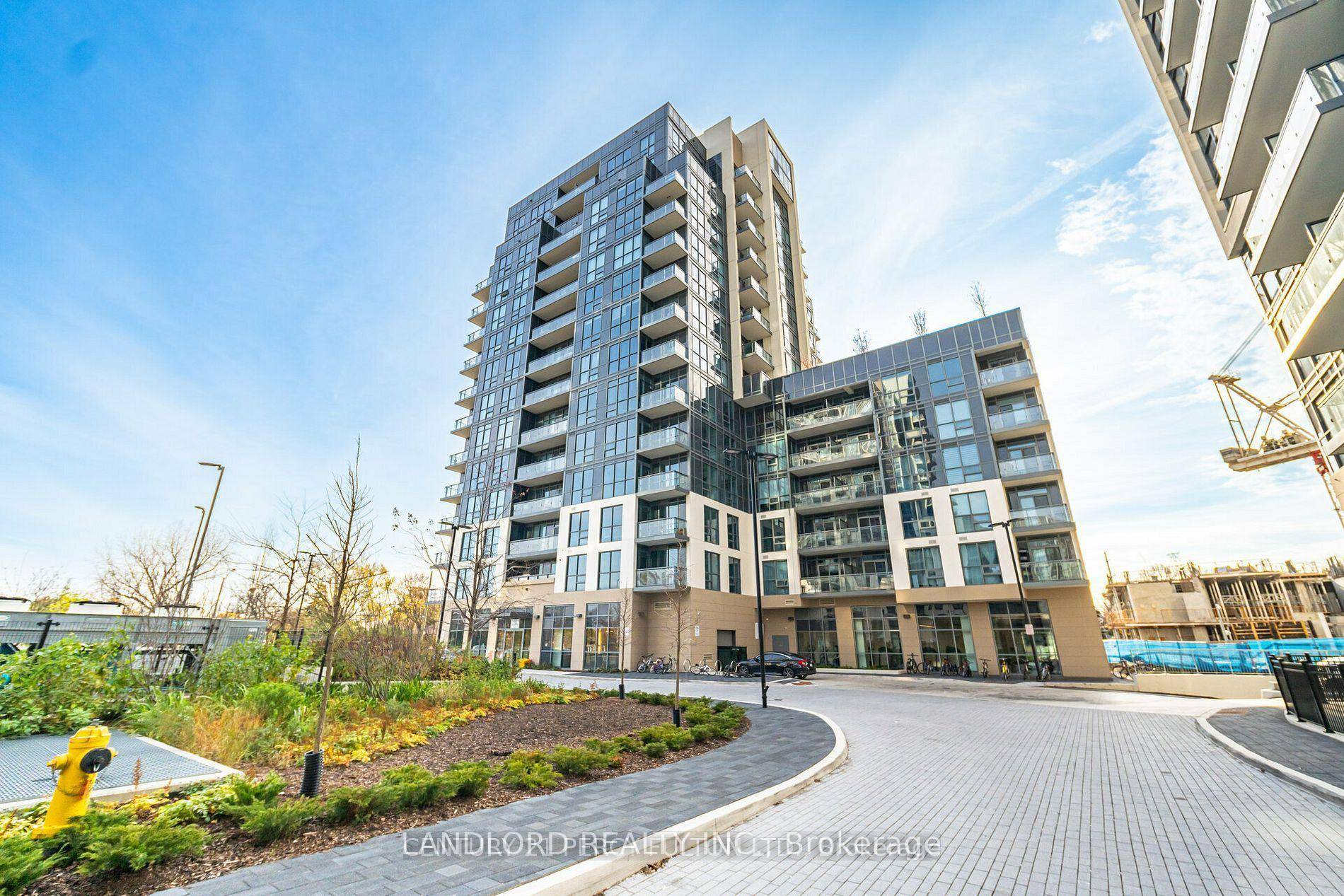 Vacant move in ready 2 bedroom 2 bathroom plus den in the eadowglen Place development offered unfurnished and parking included !