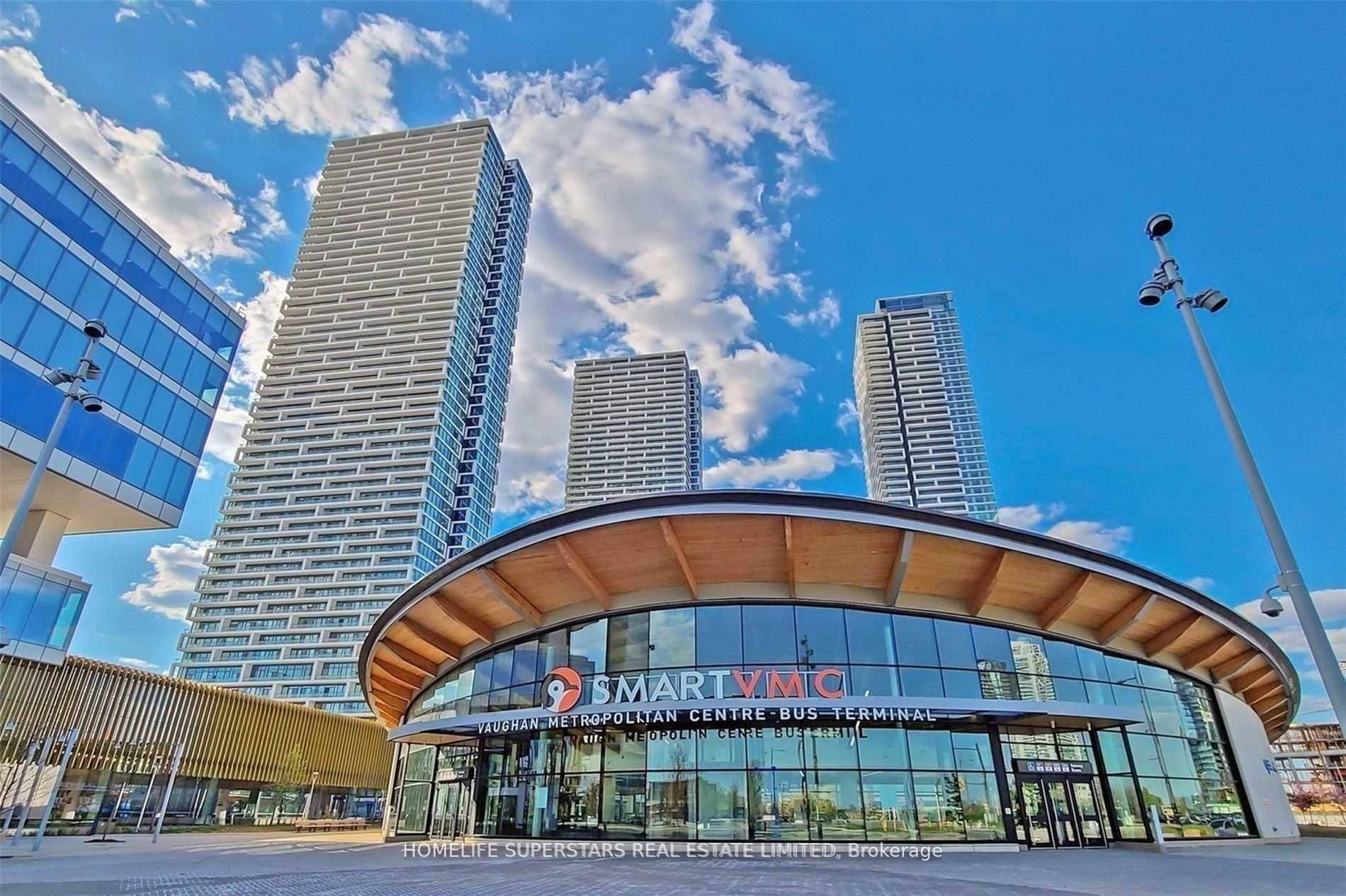 Luxury 2 Bed plus Den, 2 full Baths Stunning Transit City 3 East Tower Bright amp ; Spacious 2Plus Den Unobstructed Toronto Downtown View Prime Location In Vaughan Metropolitan Centre.