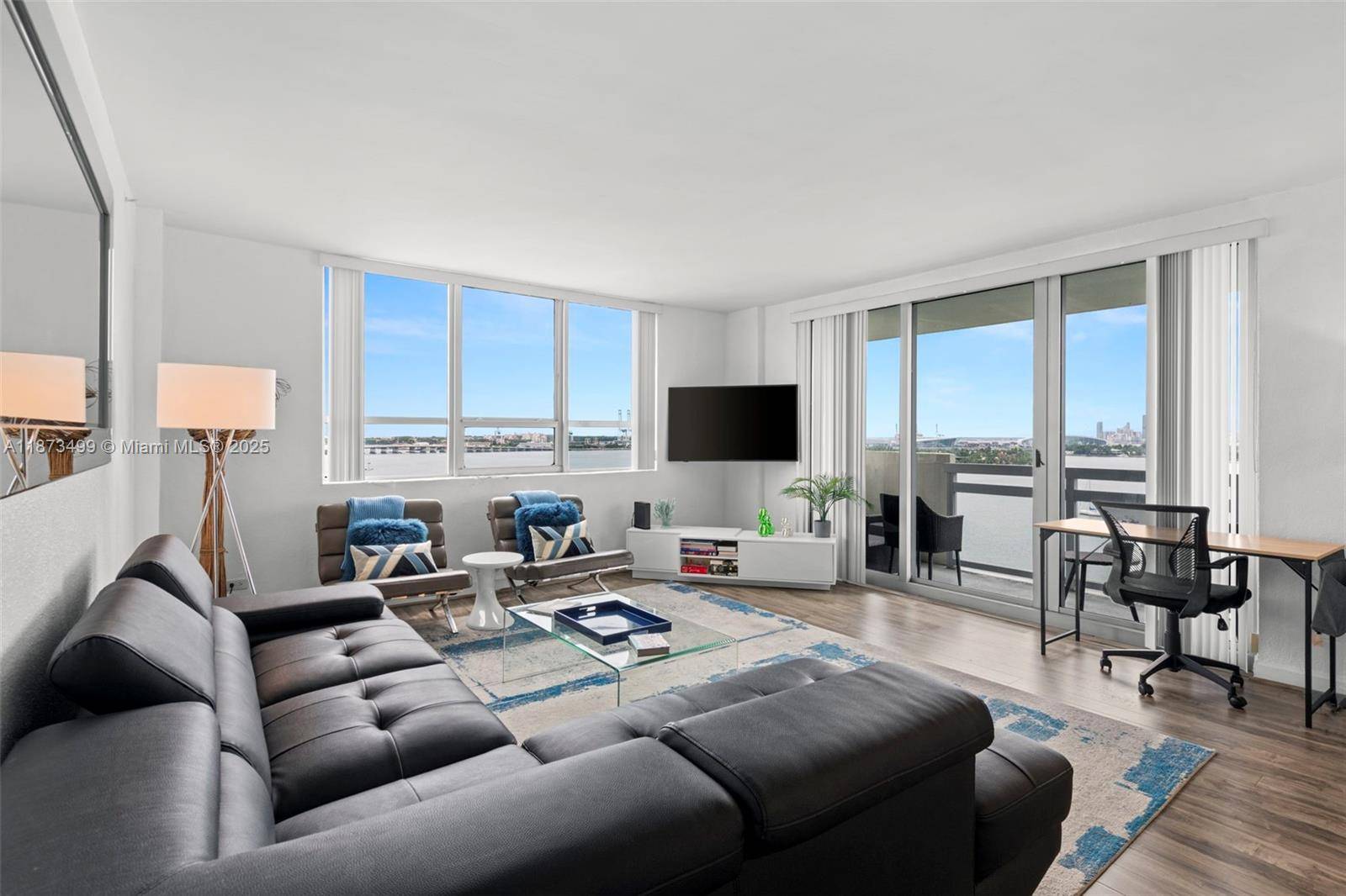Welcome to Unit 1438S at the Flamingo South Beach !
