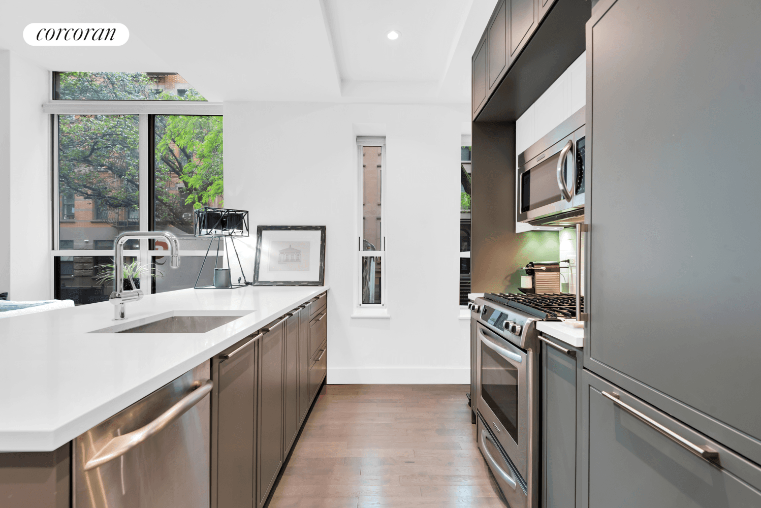 Discover your new urban retreat in the heart of Hell's Kitchen, TH215 at 416 West 52nd Street, a remarkable duplex condo that offers both style, convenience and space.