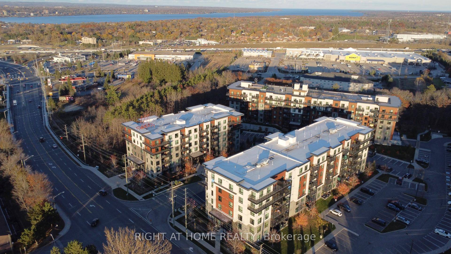 Welcome to Unit 213 at 302 Essa Road, located in the sought after Gallery Condominiums a modern, art inspired community in Barries south end.