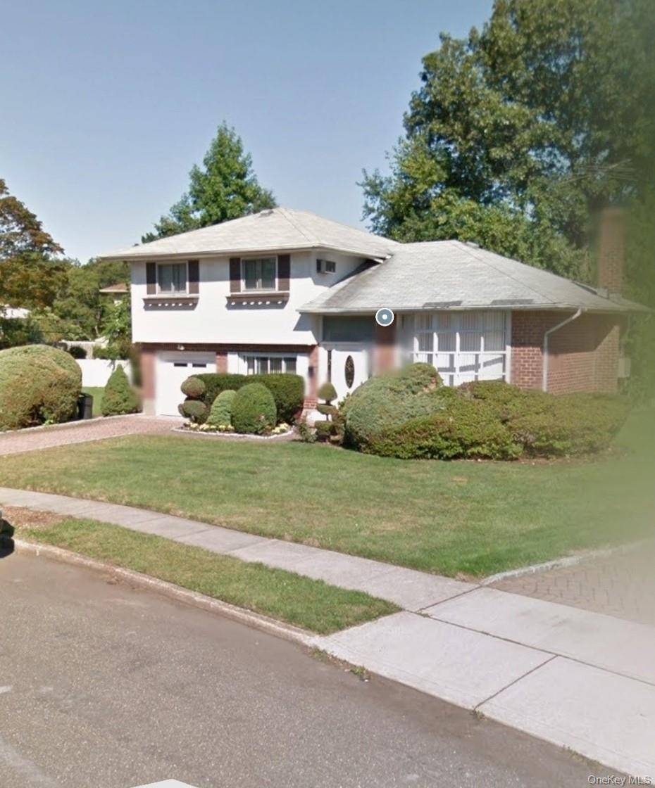 Nestled in the heart of Jericho, this charming home offers a rare opportunity to own property in one of Long Island s most desirable school districts Jericho SD.