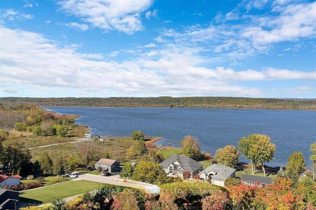 Lake Living ! This Stunning Lower PH Corner Unit Has Unobstructed Breathtaking Lake Views !