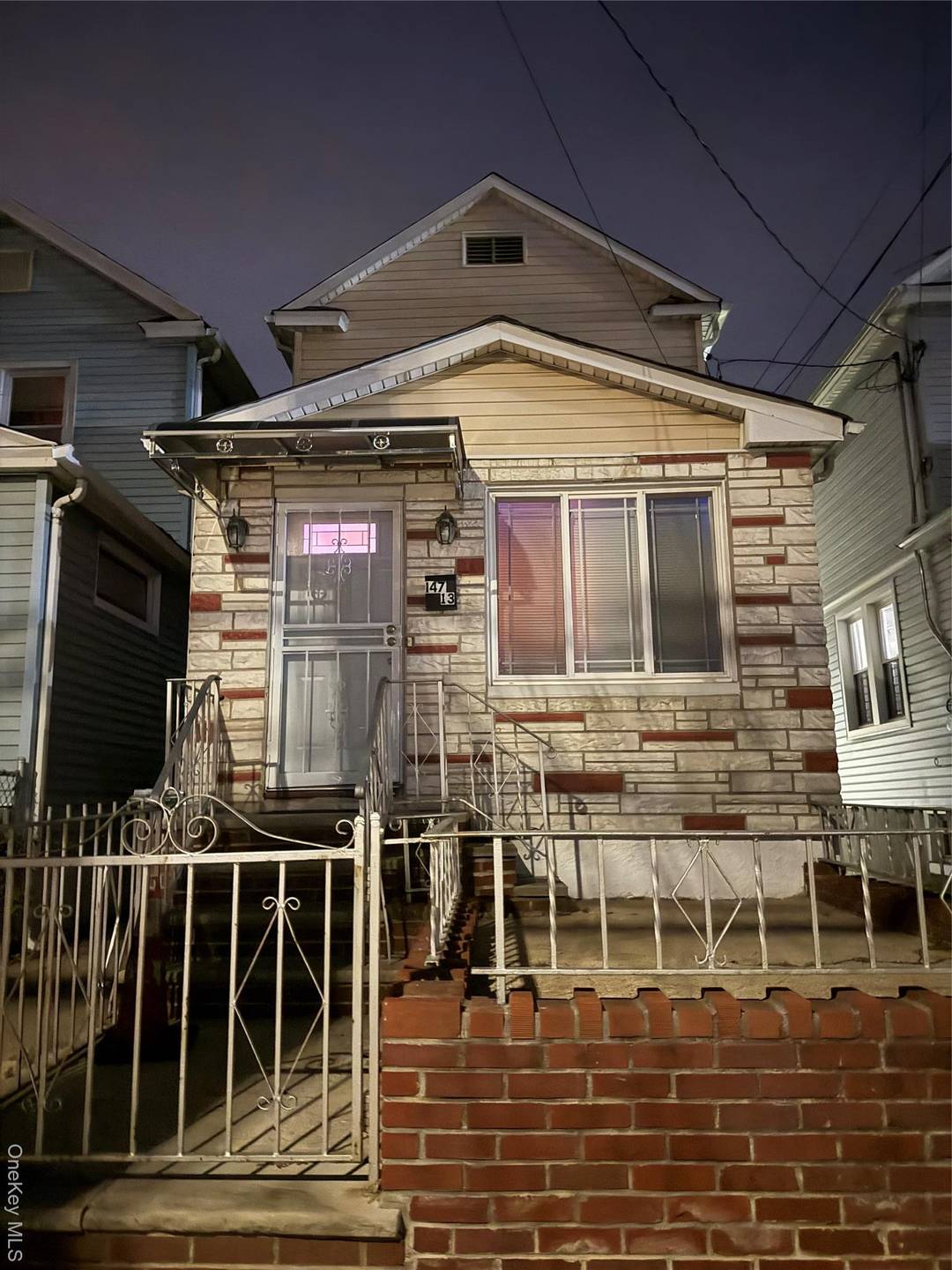 Stunning 2 bedroom 1 bath with full finished basement and private entrance.