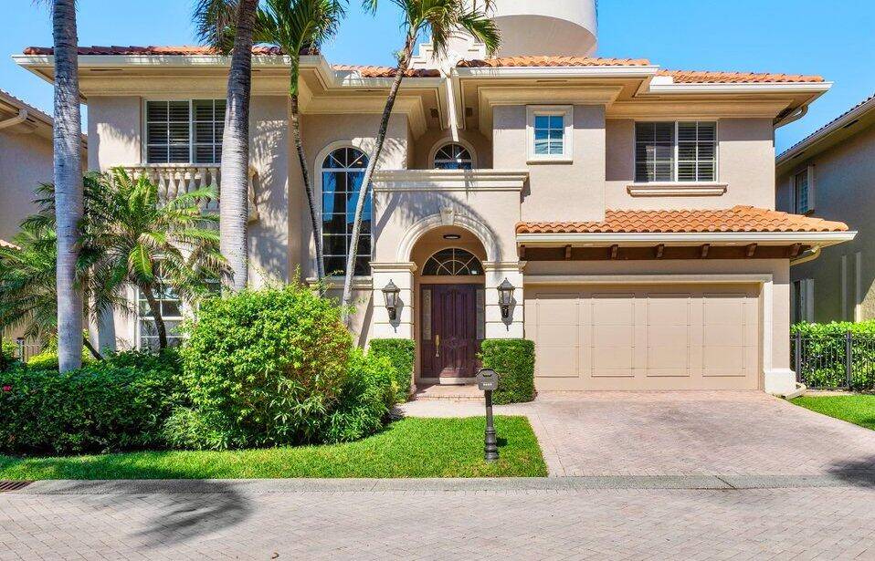 Beautiful home to entertain for the holidays !