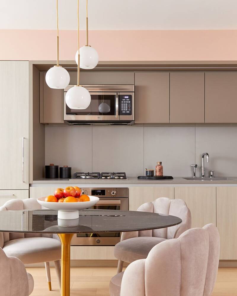 Offering 1 2 month free on a 16 month lease.