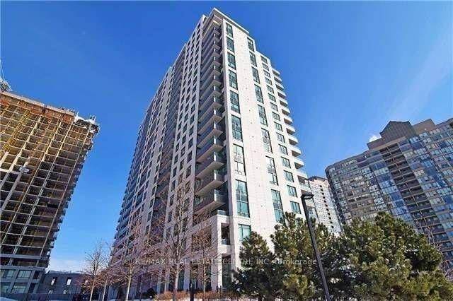 Bright, Spacious 2 Bedroom Corner Unit With Clear View.