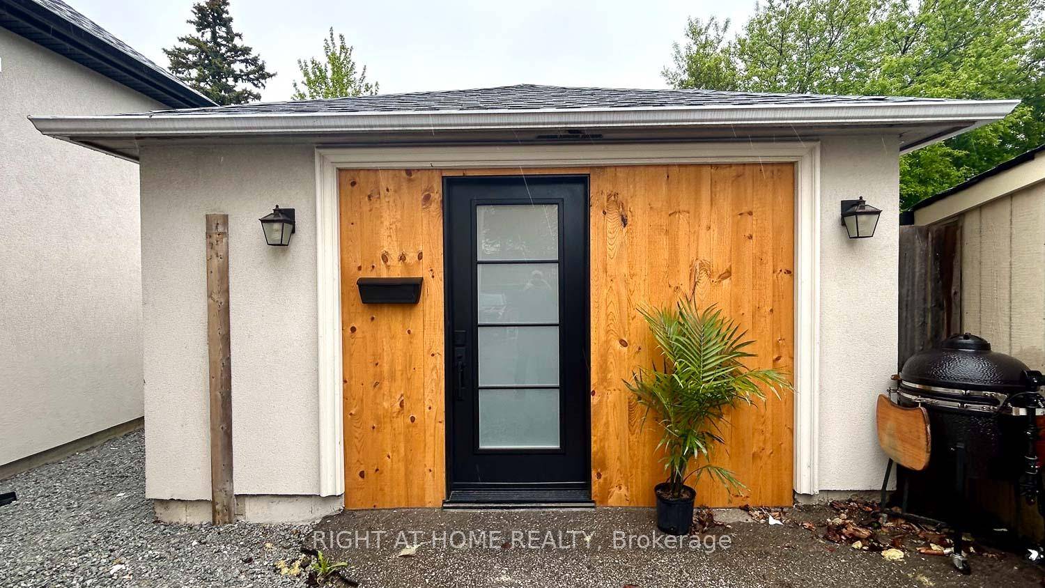 Why live in a basement when you can have ground floor living in your very own Garden Suite, complete with BONUS CABANA space !