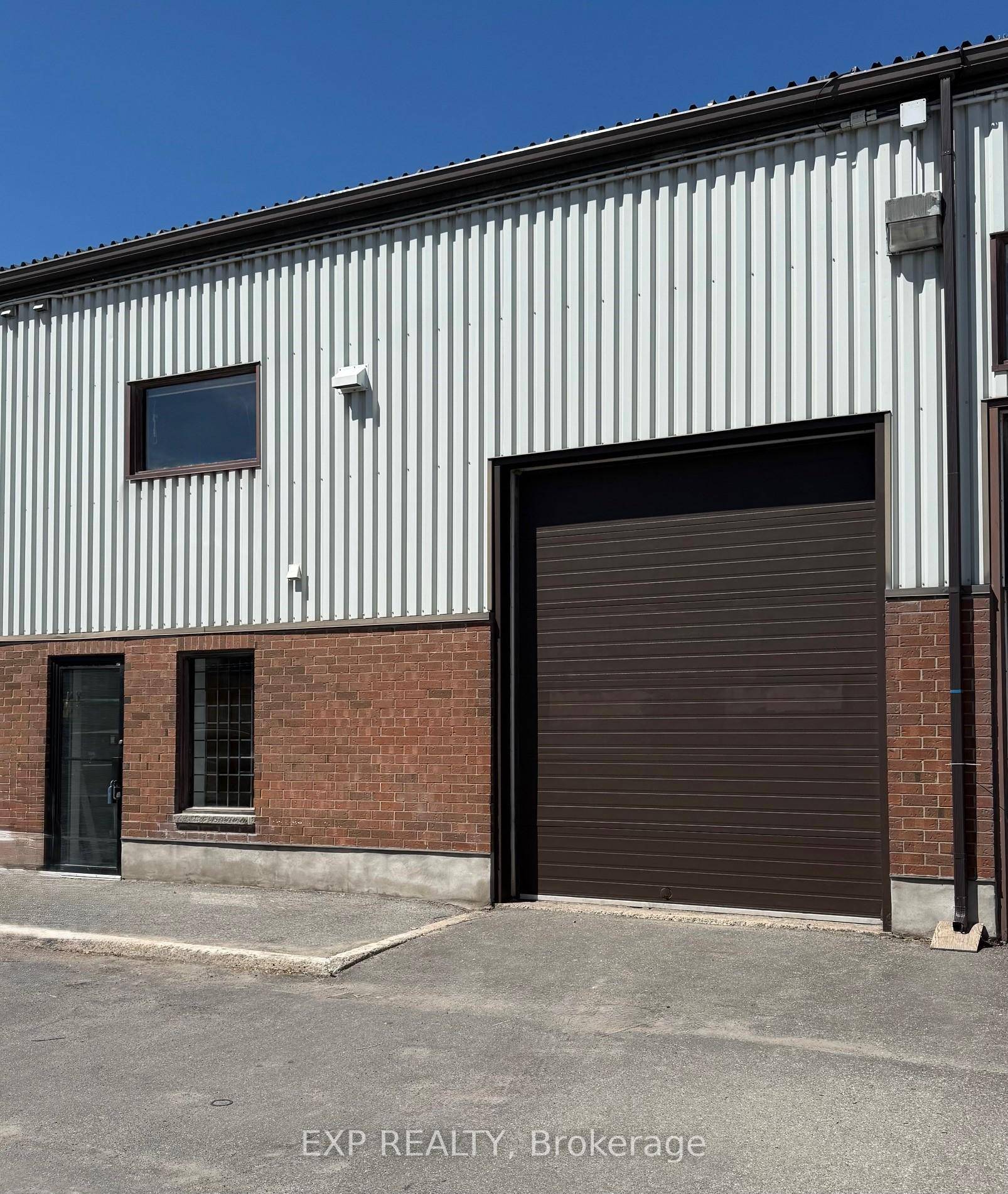 Unit 3 at 1541 Startop Rd offers approx.