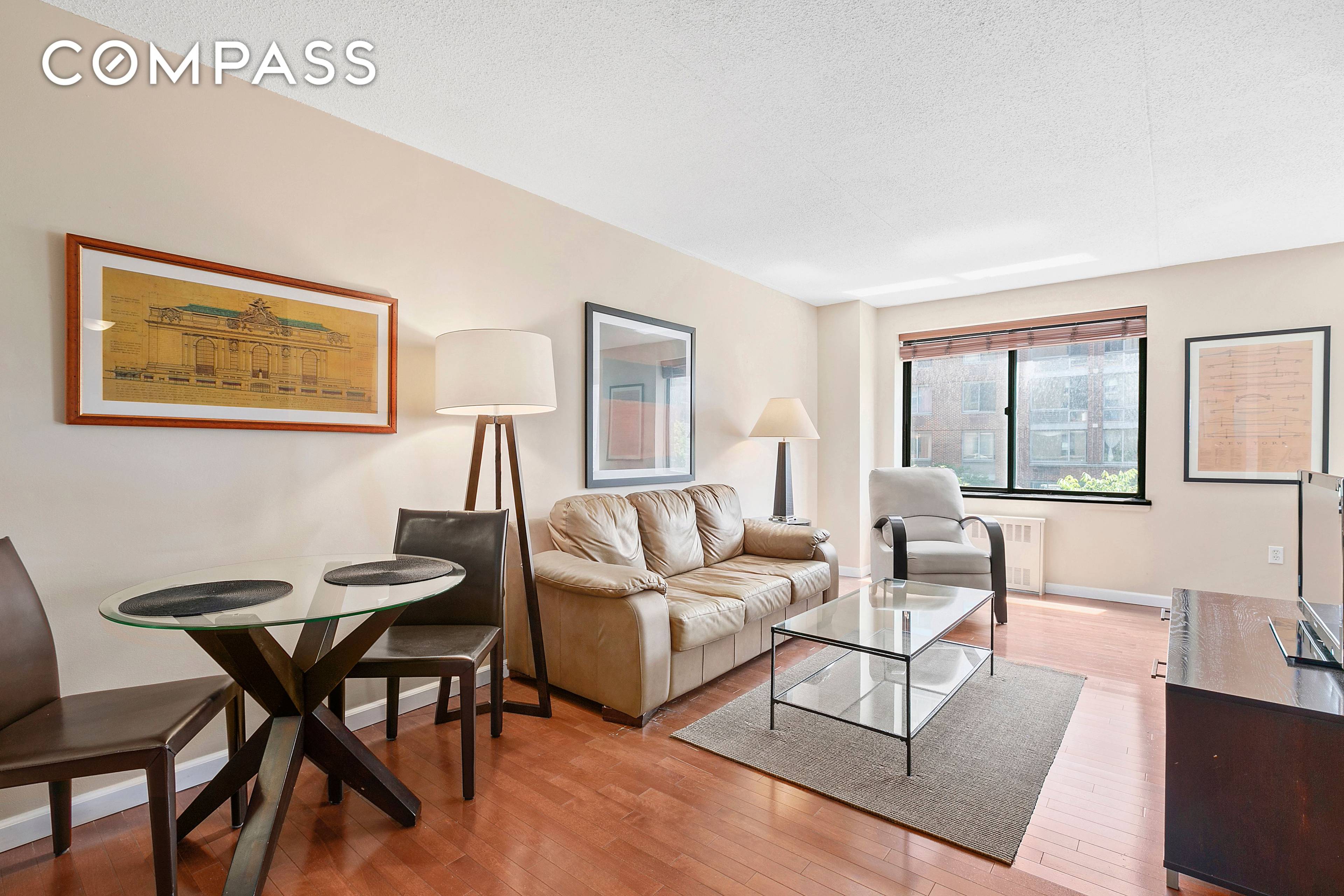 Welcome to Residence 4L, a charming south facing alcove studio that can be easily converted into a one bedroom.