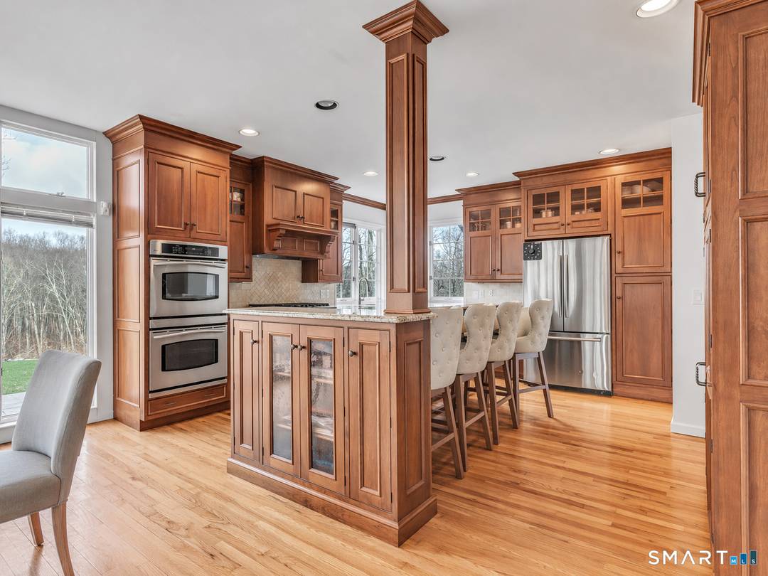 Totally private 4 bedroom house with 3.