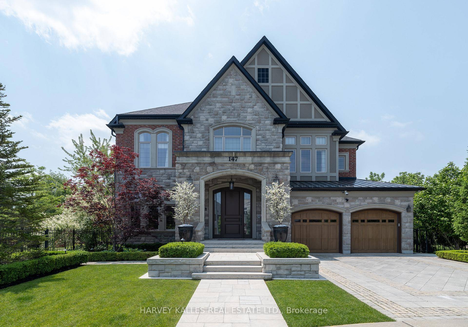 Incomparable ! This impeccably designed custom estate backs onto the tranquil Carrville Mill Park and was built to the absolute highest standards, offering a rare blend of luxury, function, and ...