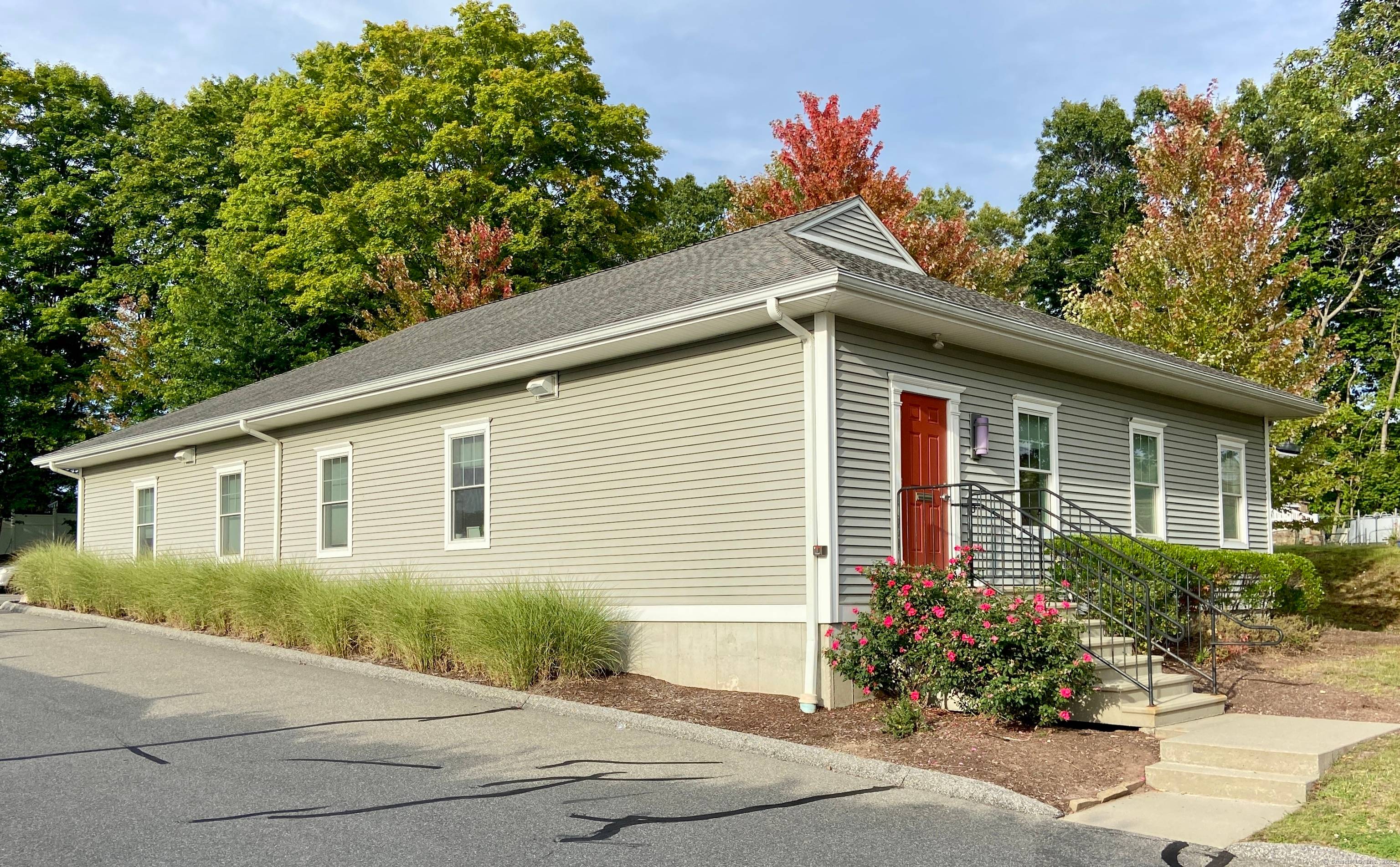 Newer Medical Office Building in excellent condition.
