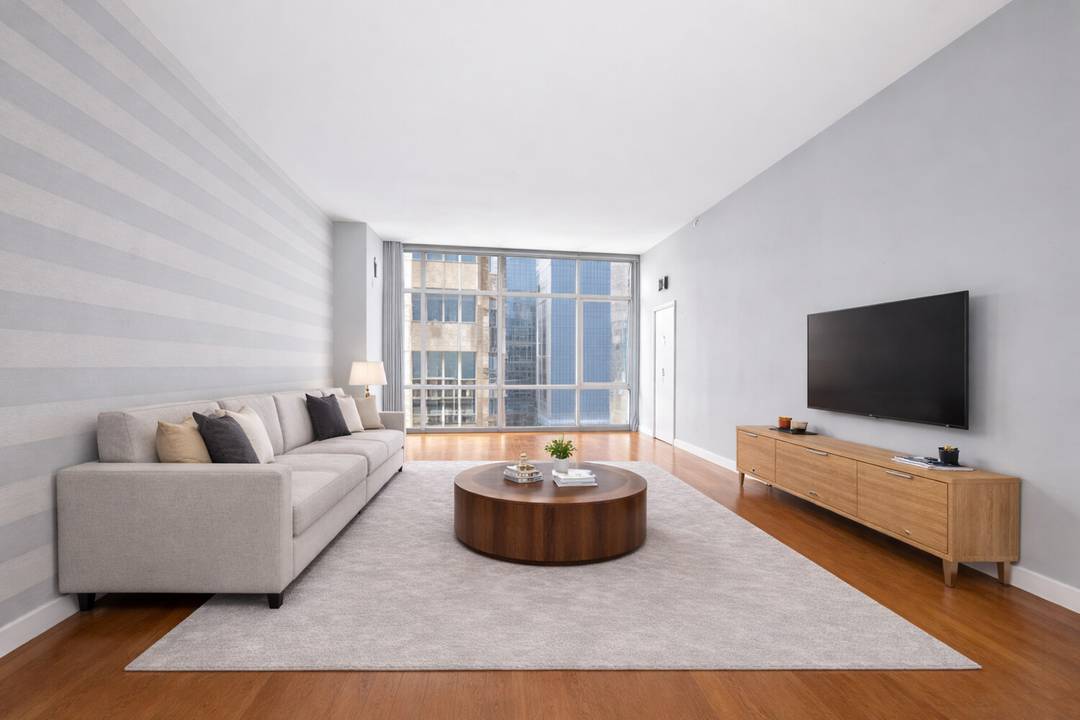 Live at the Center of It All at 1600 Broadway on the Square, Residence 20A Perfectly positioned in the heart of Times Square, Residence 20A is a sun filled 1 ...