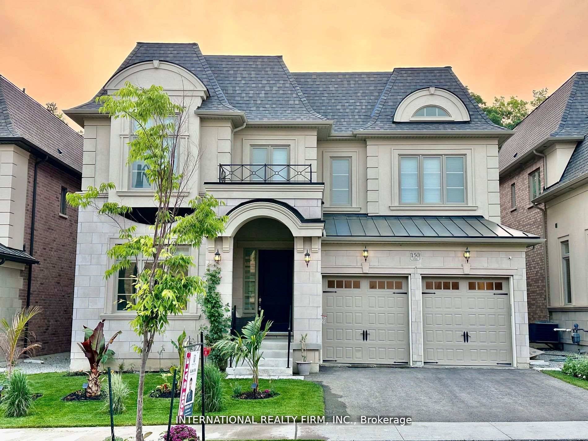 Welcome To This 2021 Aug Built, Fully Upgraded, Stunning Gem on the Sought After, Quiet, Cannes Avenue !
