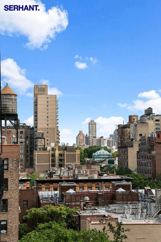 TURN KEY SOUTH FACING PRE WAR DUPLEX, WITH IN UNIT WASHER DRYER CLOSE TO CENTRAL PARK !