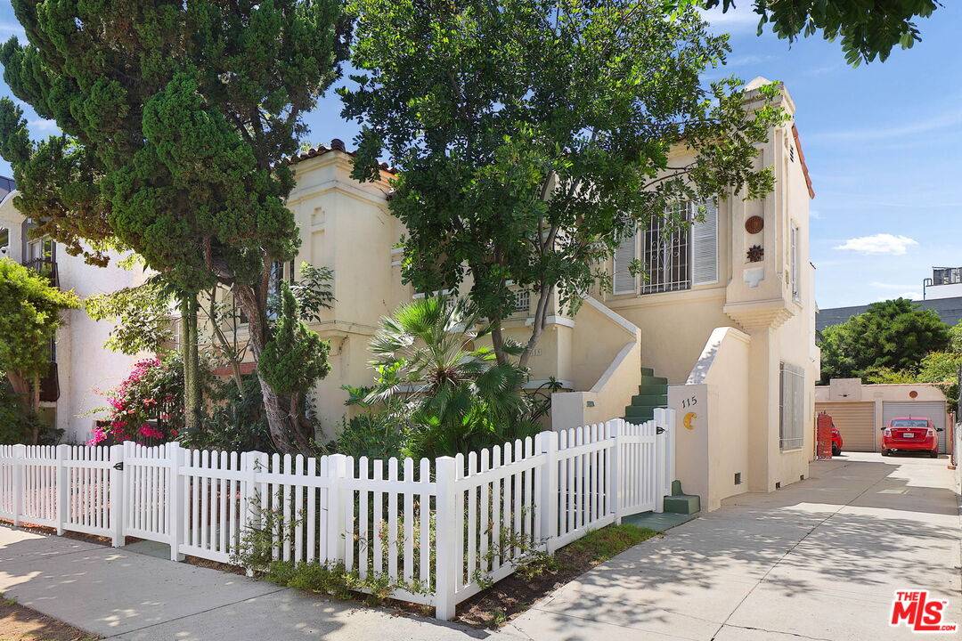 113 N Croft Ave 4BR Beverly Grove La