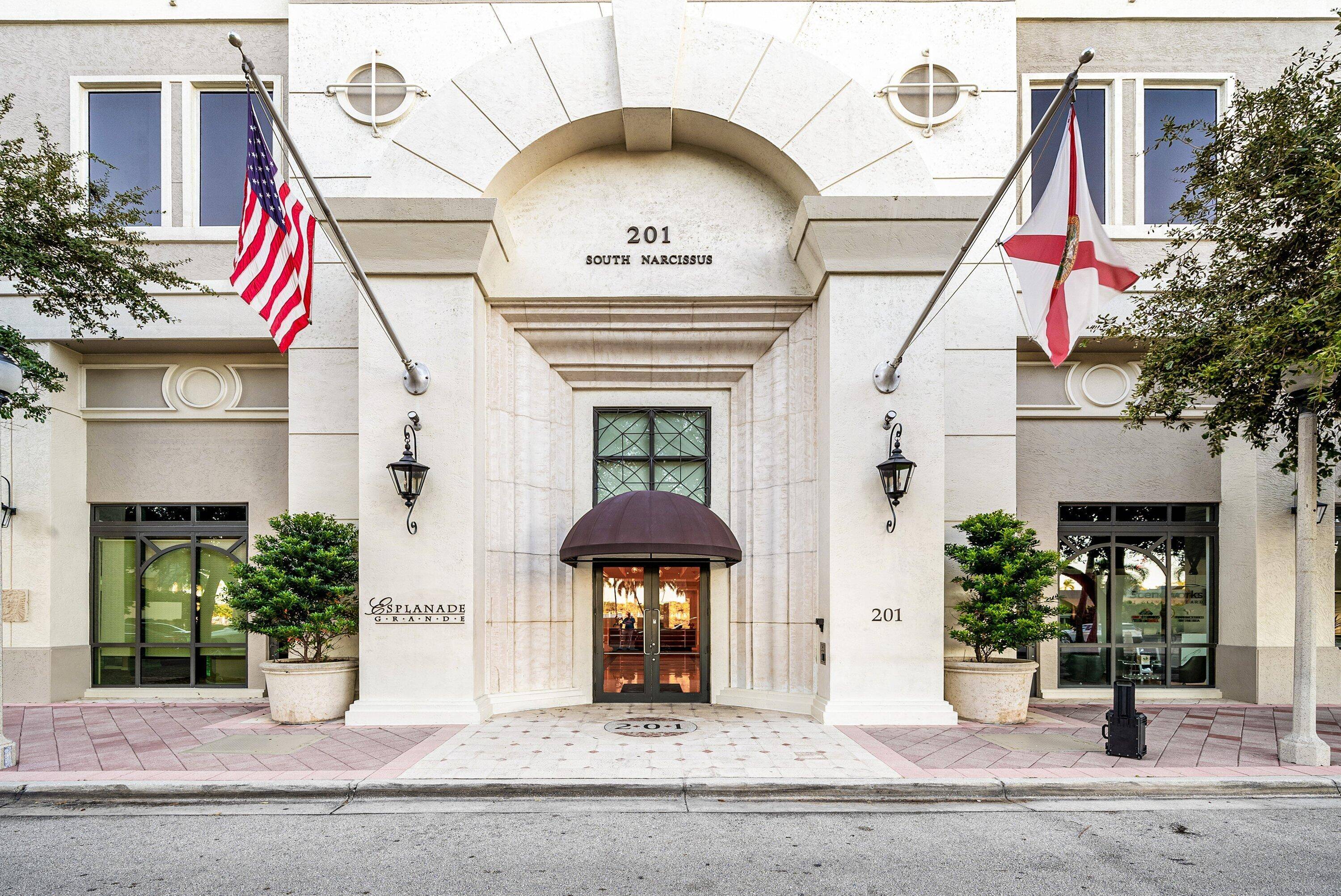 Spectacular 4 BR 4. 5 Ba, 5400 sf home in the sky.