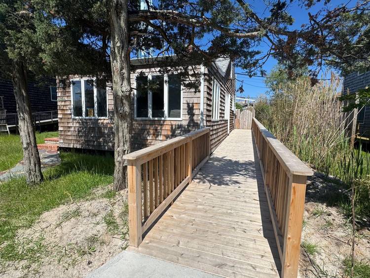 This Home is Available To Rent Weekly For 5, 500 NOT a month.