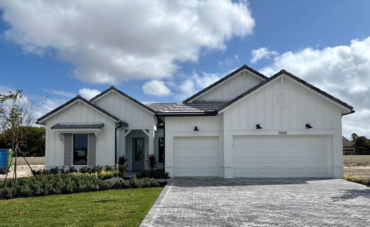 NEW CONSTRUCTION Welcome to Pulte's newest Premiere community in Broward County.