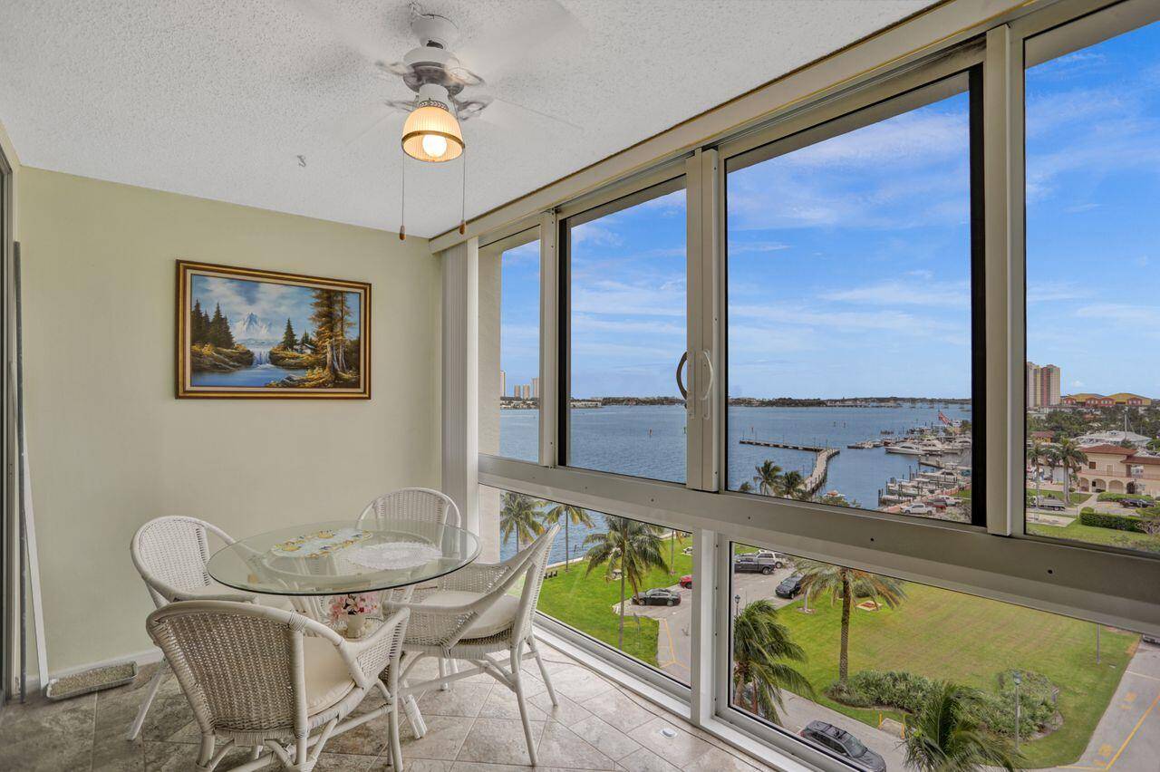This 2 bedroom, 2 bath penthouse condo spans approximately 1, 316 square feet.