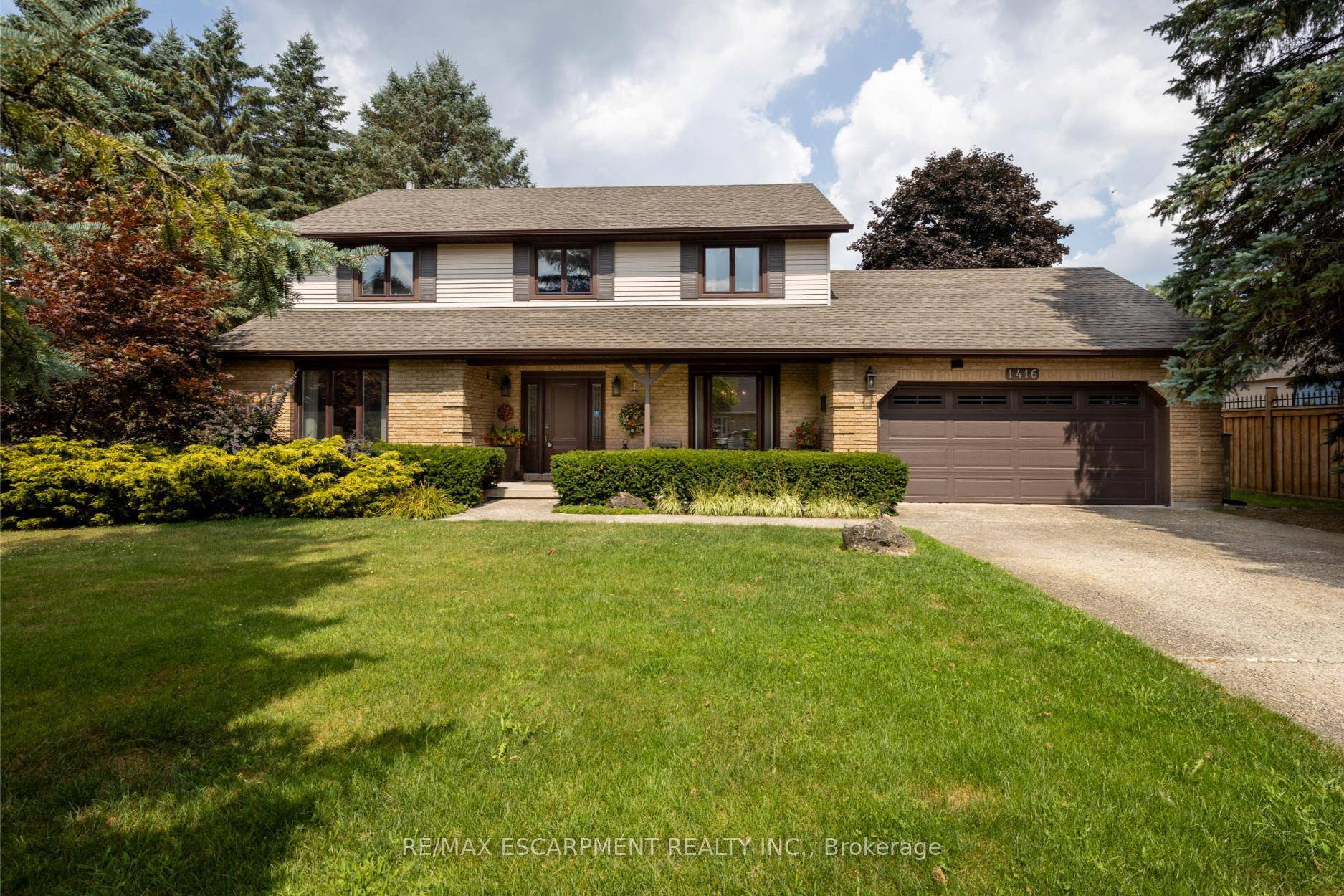Welcome to this beautifully maintained 2 storey home offering 2, 361 sq ft of thoughtfully designed above grade living space in a desirable neighborhood of custom built homes.