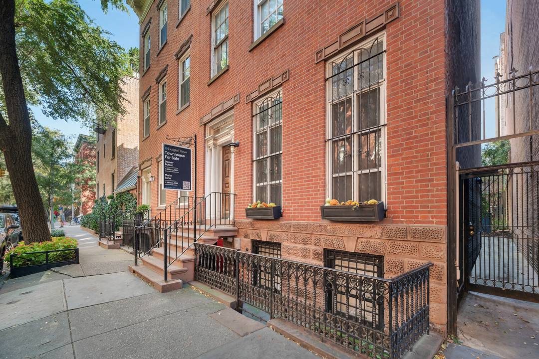A WEST VILLAGE TOWNHOUSE ON BILLIONAIRE'S ROW FOR UNDER 15M !