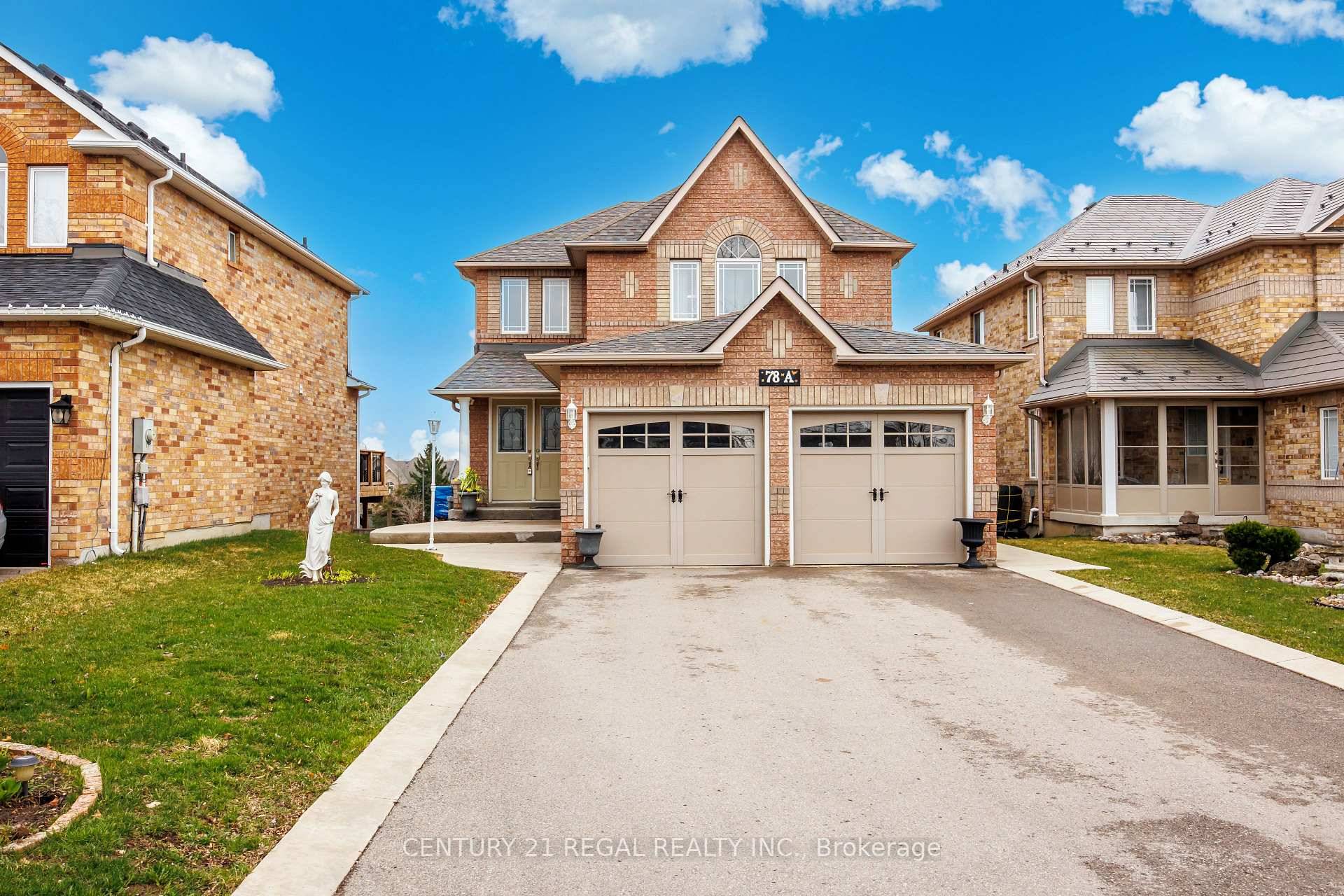 Cozy amp ; Spacious Detached 4 Bedroom Home, Walk Out Basement with capability for generational family is Nestled in a great matured neighborhood !