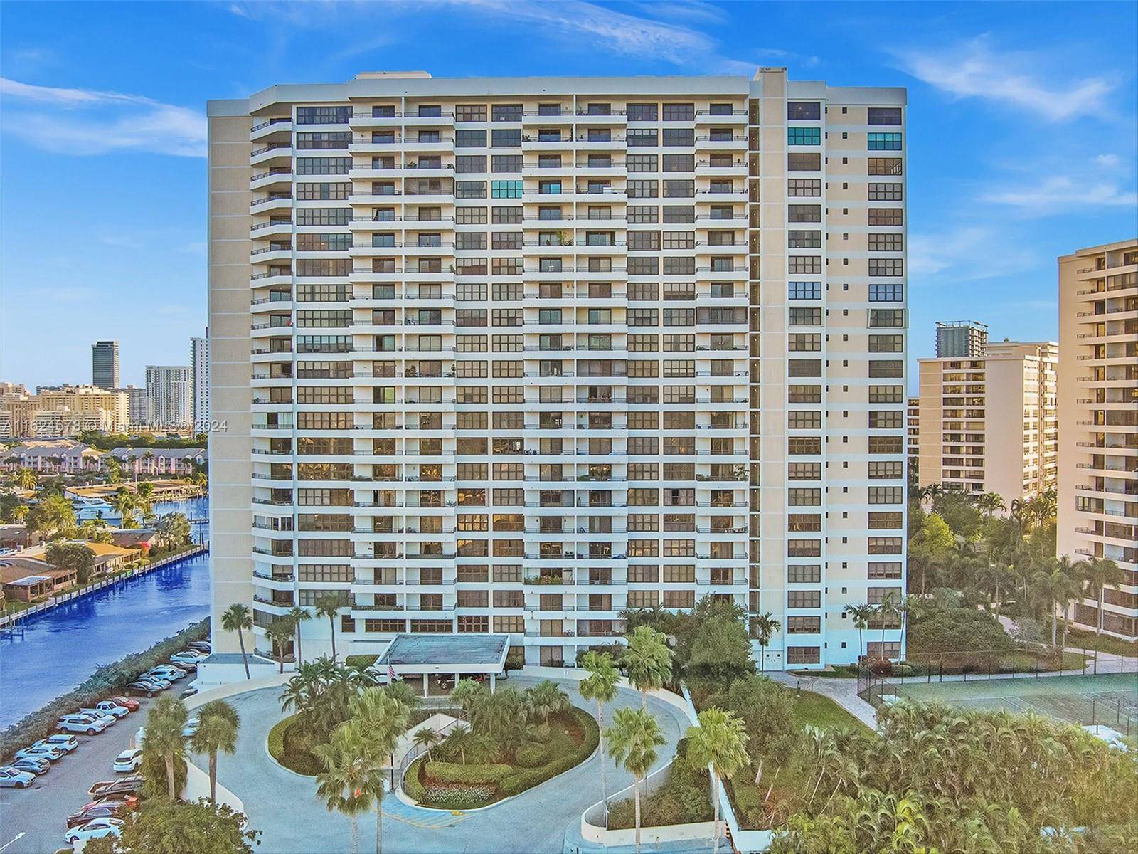 WELCOME TO YOUR NEW HOME IN THE HEART OF THREE ISLANDS BEAUTIFUL TWO BEDROOM TWO BATH CONDO, CENTRALLY LOCATED WITH EASY ACCCESS TO FORT LAUD.