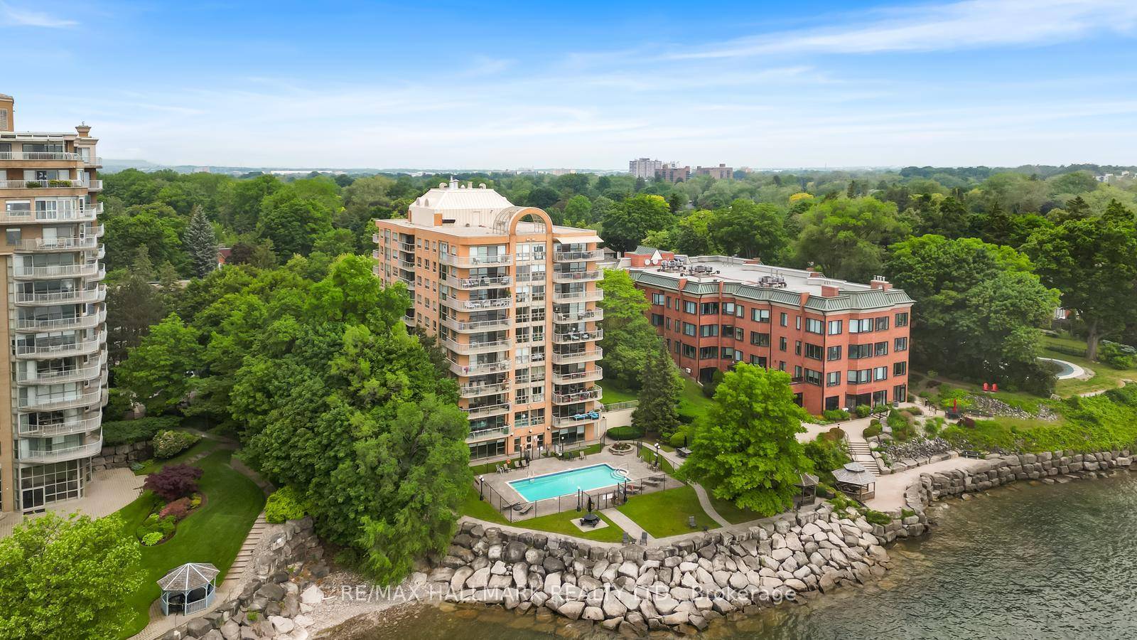 Welcome to Lakeforest, a rarely offered and impeccably maintained condominium residence perfectly situated along the shores of Lake Ontario in one of Burlington's most desirable lakefront communities.