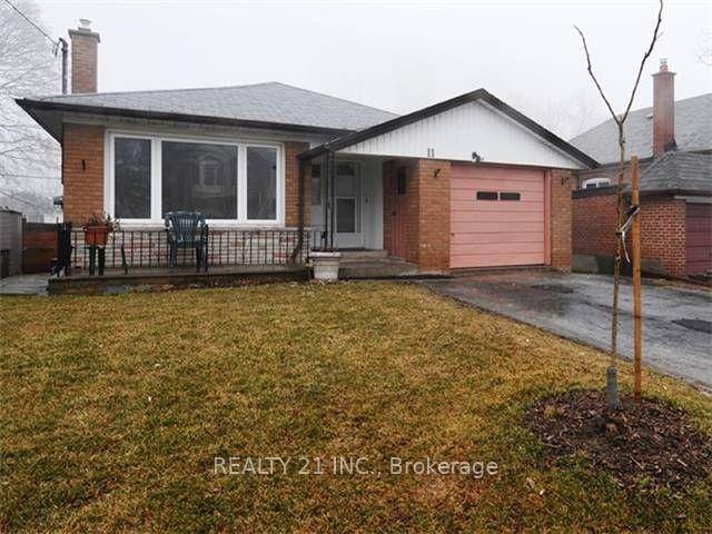 Renovated From Top To Bottom, updated Hardwood Floor On Main Floor, New Kitchen, Ceramic Floor, New Laminated Floor In The Basement And Ceramic In Kitchen And Hallway, 3 New Washrooms ...