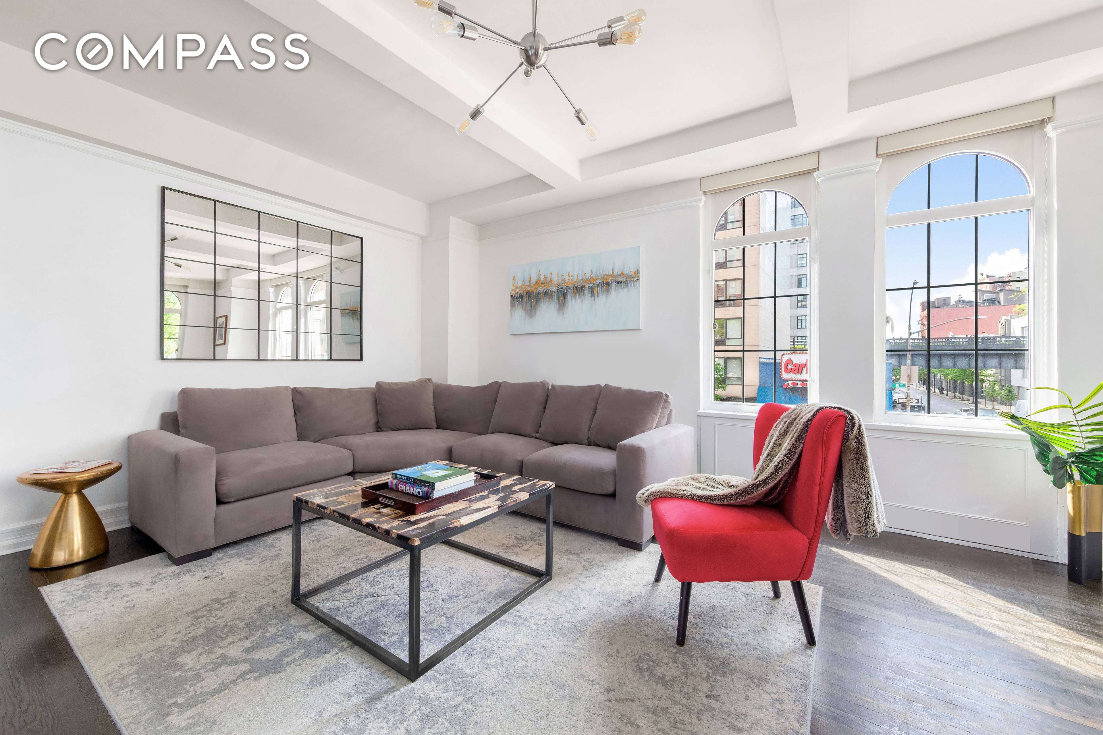 Just Listed ! Contact me to schedule a weekday or weekend showing.