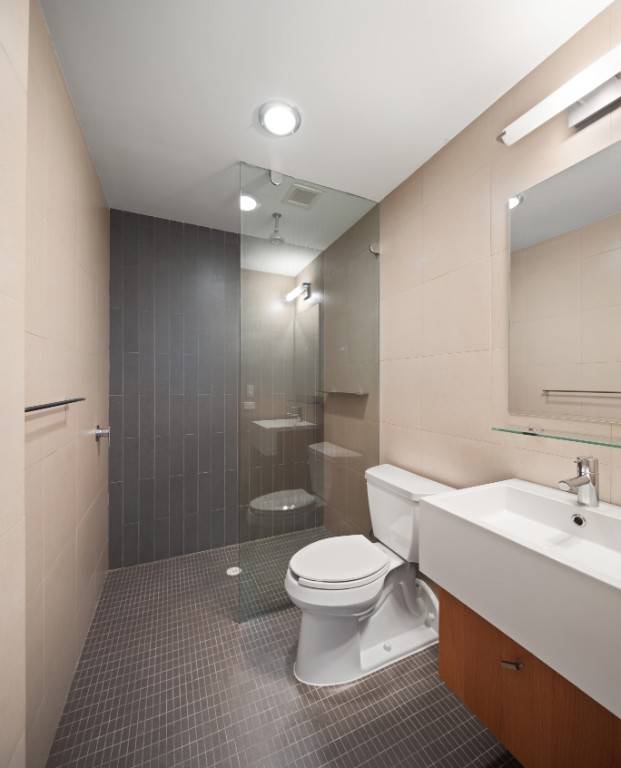 Stunning amp ; Quiet Chelsea Loft New Price amp ; Look 1, 295, 000Quiet and perfectly positioned, this is the best priced above ground 1 bedroom loft condo in Chelsea, ...