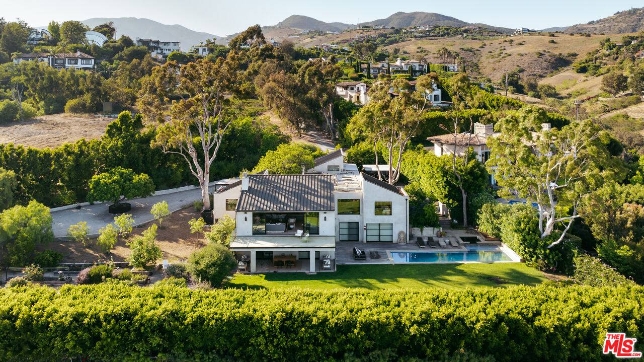 27860   Winding Way 4BR Malibu La