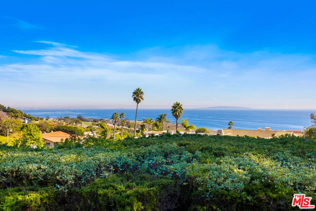 3621 MALIBU COUNTRY DR 4BR Malibu La
