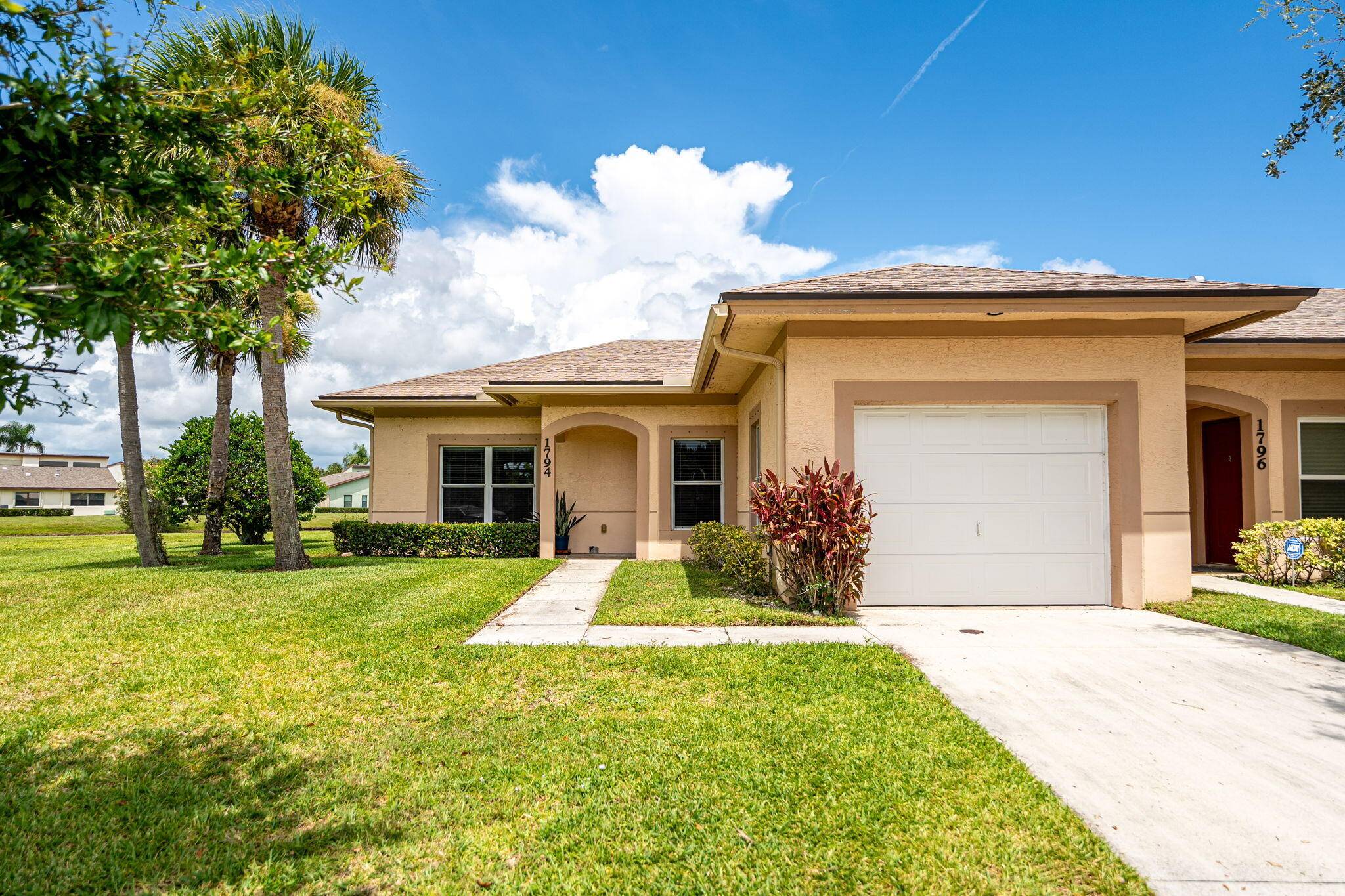 This first floor 2 2 1 unit in The Lakes at Savannah offers the best lake view in the community, with a dog park conveniently located right across the street.