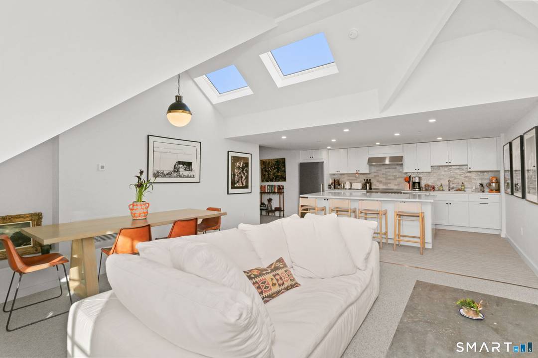 Rare opportunity to rent a spacious, stunning brand new two bedroom apartment in the heart of town.