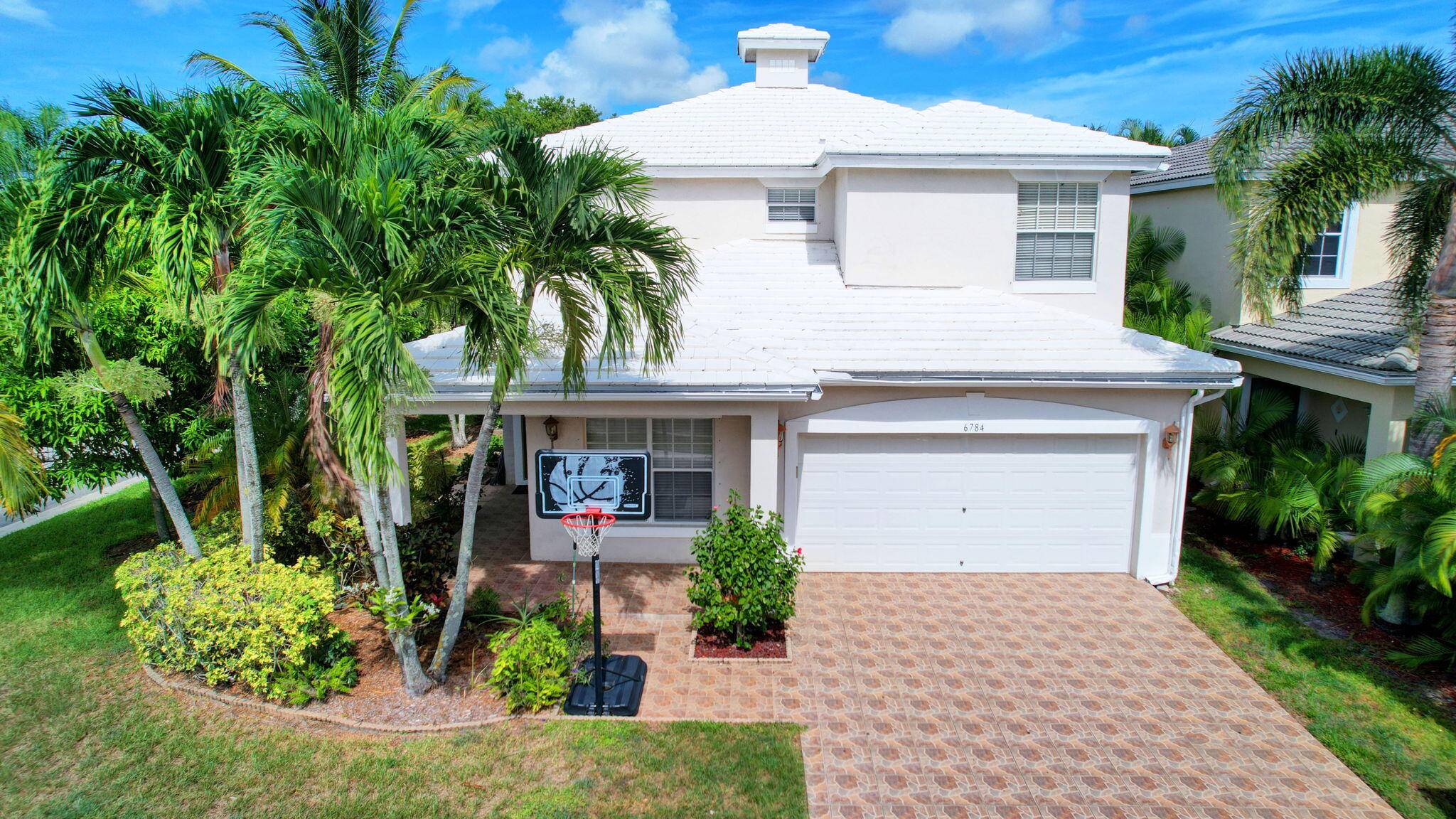 Just reduced and priced to sell !