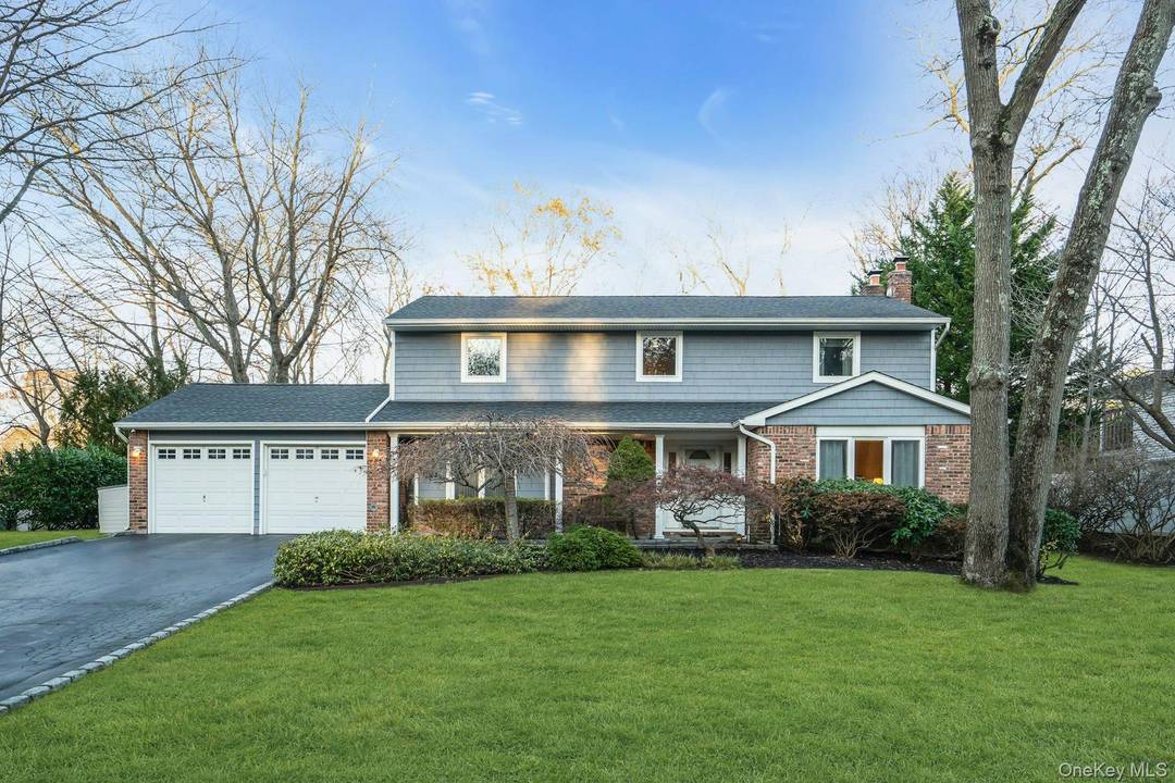 Location, location ! Village on the Hill 4 bedroom, 2.