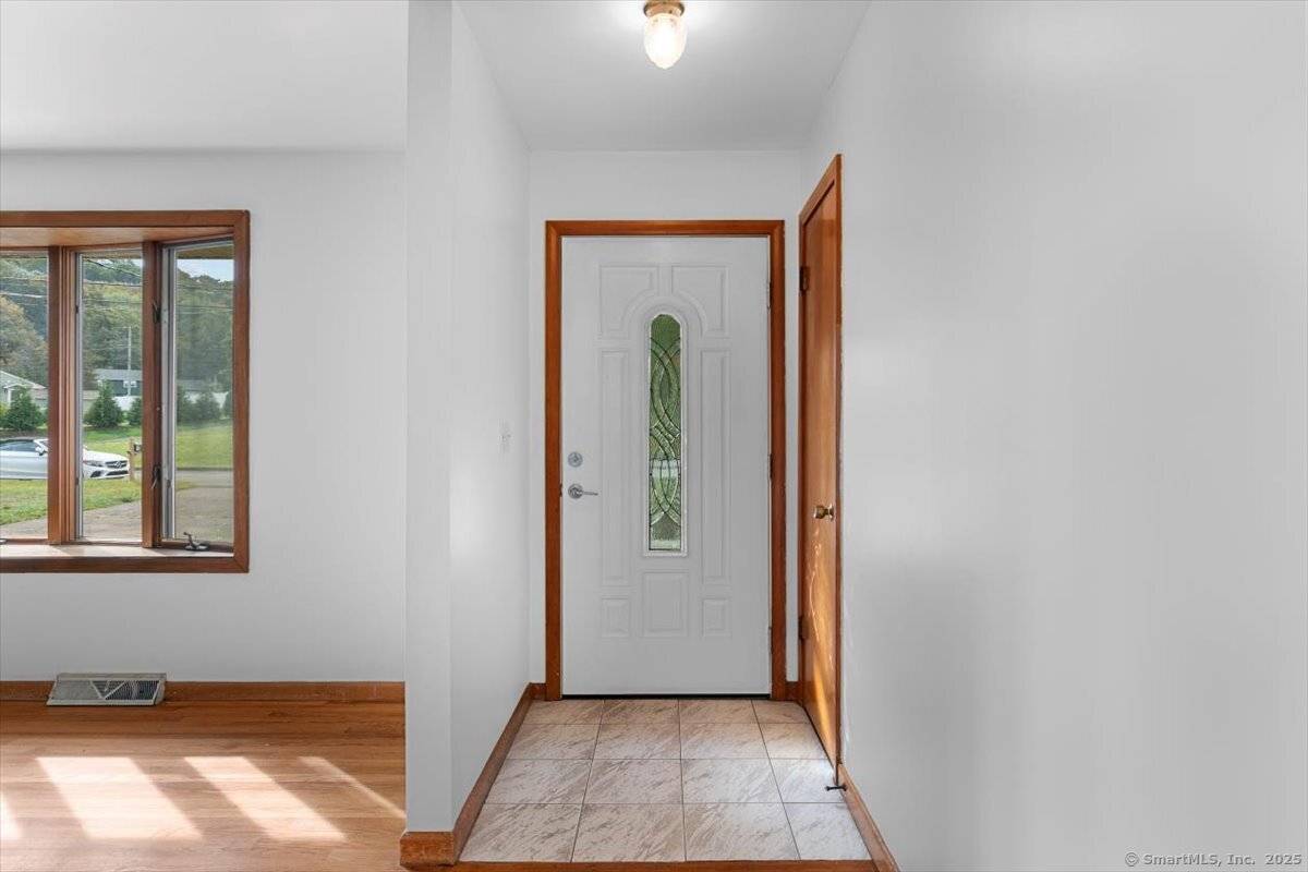 Welcome to 11 Williams Road !