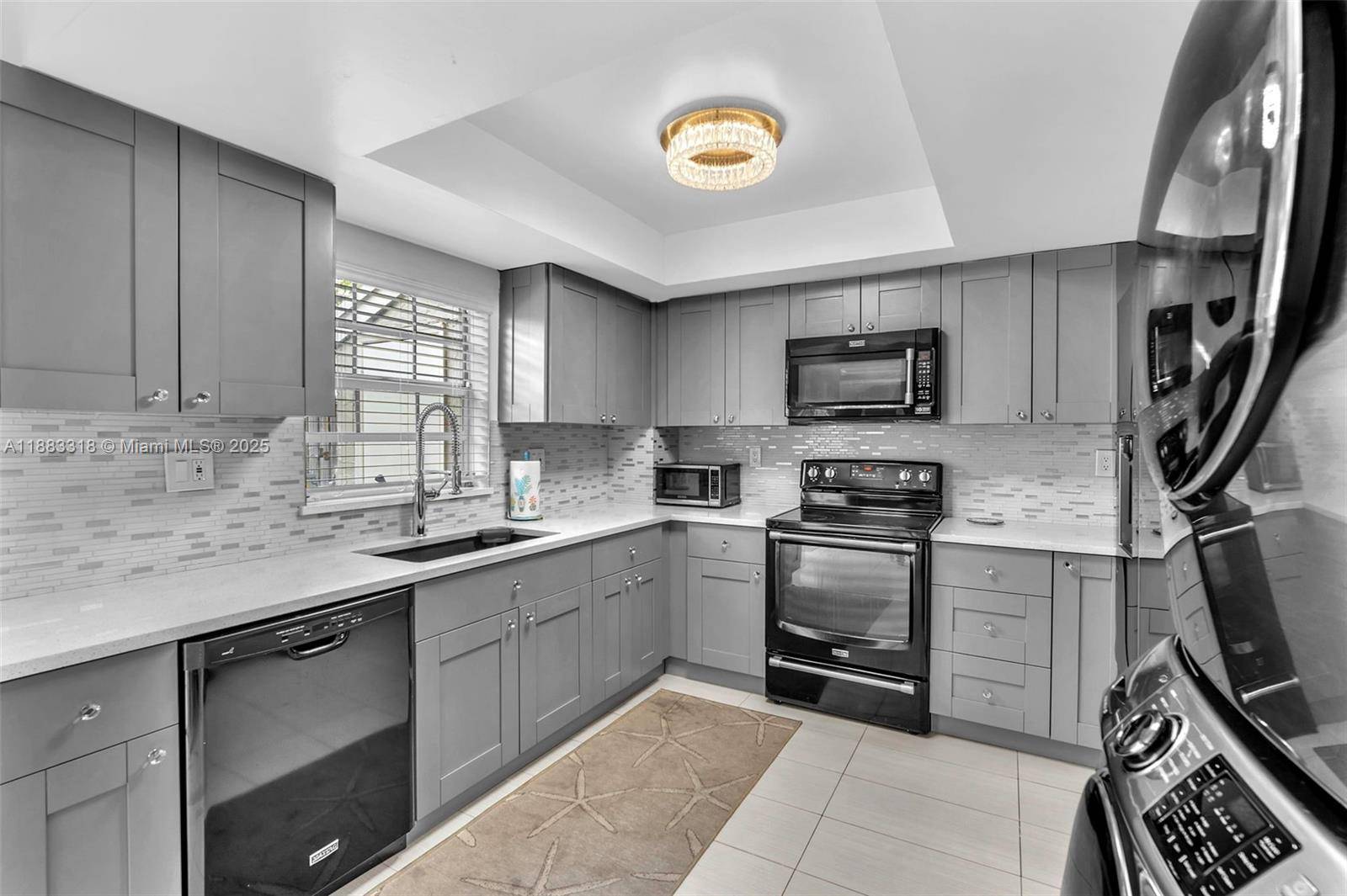 This 3 bed, 3 bath townhome in Flamingo Lakes serves up comfort and convenience with a side of charm.